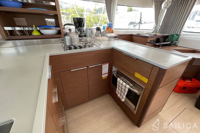 Lagoon 46  - Yacht Charter Sailica
