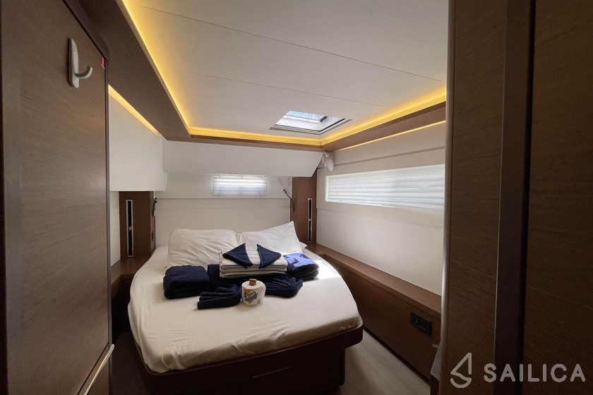 Lagoon 46  - Yacht Charter Sailica