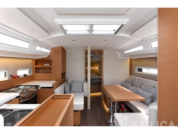 Sun Odyssey 410 - Yacht Charter Sailica