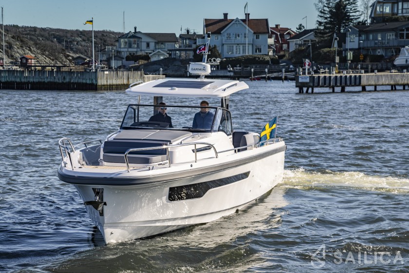 Nimbus Tender T11 - Yacht Charter Sailica