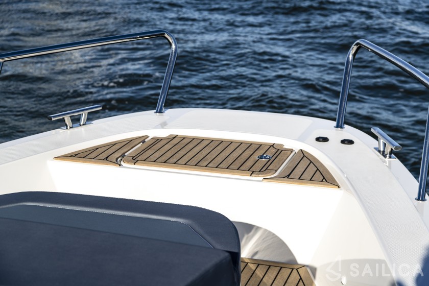 Nimbus Tender T11 - Yacht Charter Sailica