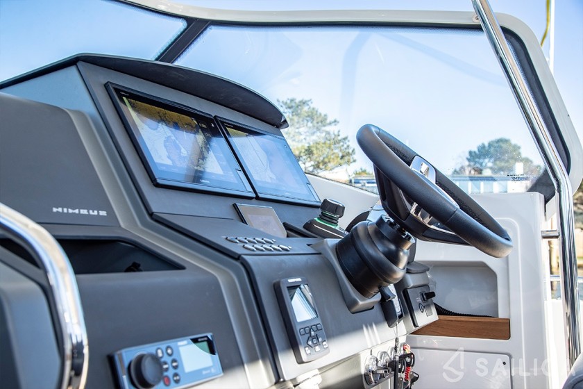 Nimbus Tender T11 - Yacht Charter Sailica