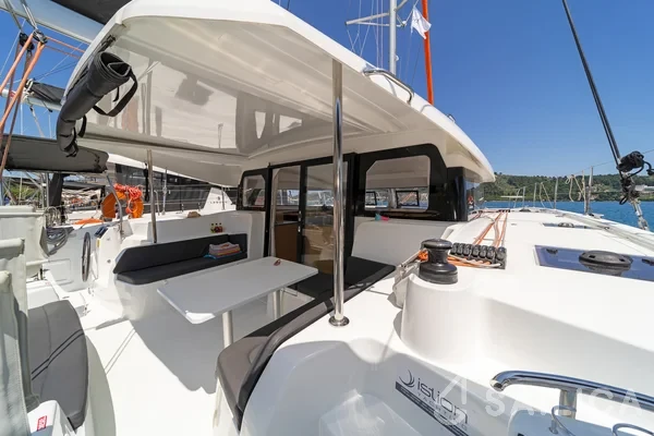Excess 11 - Yacht Charter Sailica