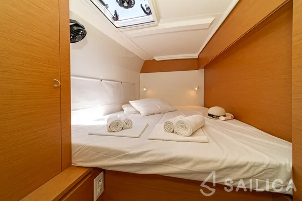 Excess 11 - Yacht Charter Sailica