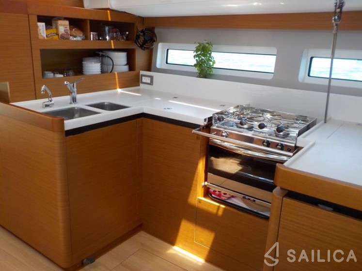 Sun Odyssey 490 - Yacht Charter Sailica