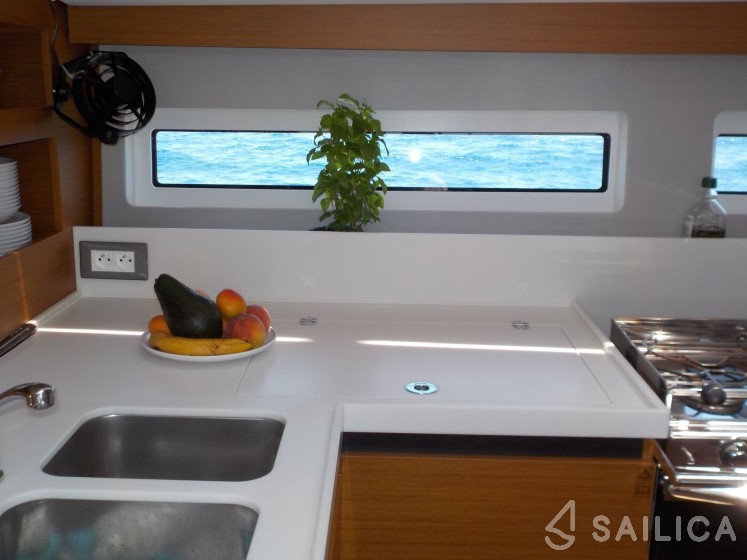 Sun Odyssey 490 - Yacht Charter Sailica