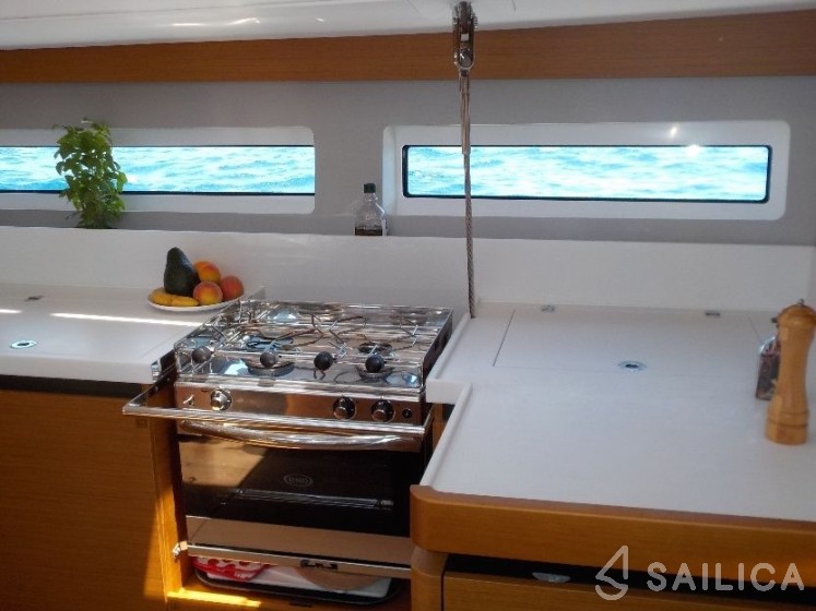 Sun Odyssey 490 - Yacht Charter Sailica