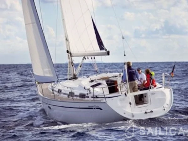 Bavaria 37 Cruiser - Yacht Charter Sailica