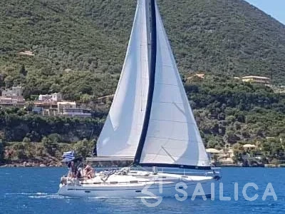 Bavaria 37 Cruiser - Yacht Charter Sailica