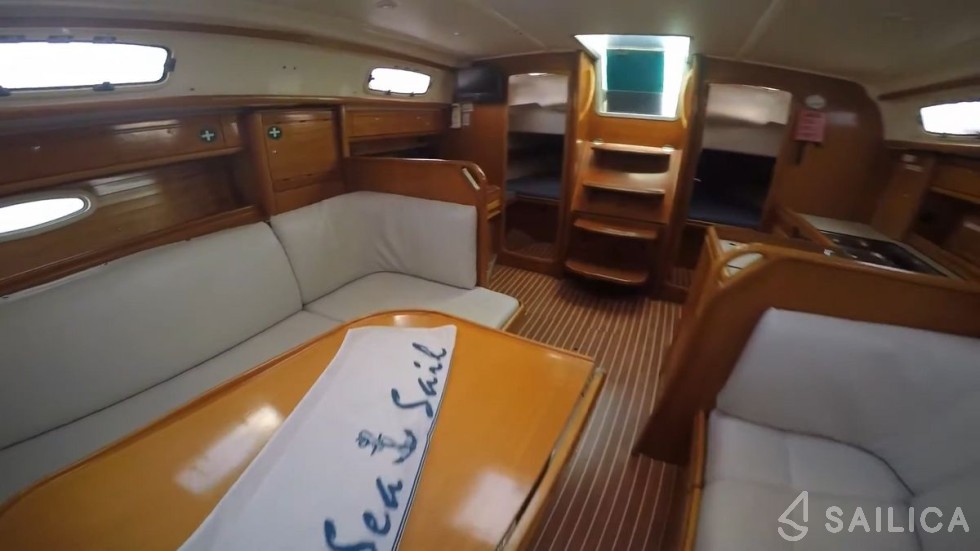 Bavaria 37 Cruiser - Yacht Charter Sailica