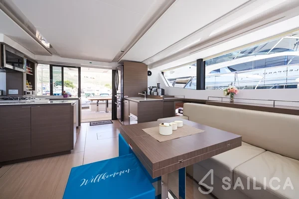 Leopard 53 - Yacht Charter Sailica