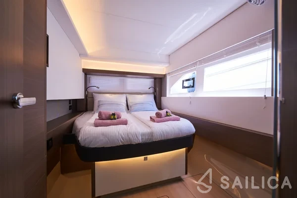 Leopard 53 - Yacht Charter Sailica