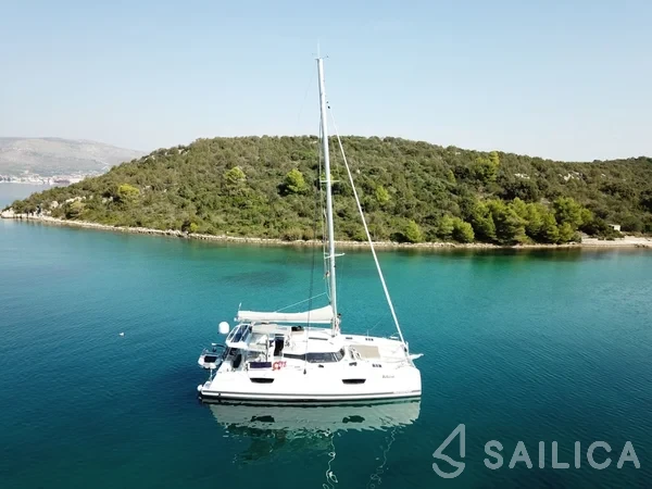 Saona 47 - Yacht Charter Sailica