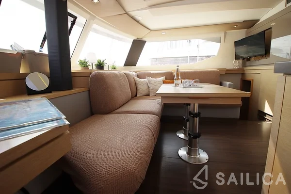 Saona 47 - Yacht Charter Sailica