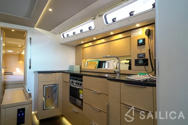 Hanse 460 - Yacht Charter Sailica