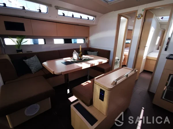 Hanse 460 - Yacht Charter Sailica