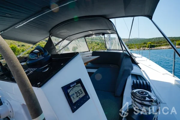 Hanse 460 - Yacht Charter Sailica