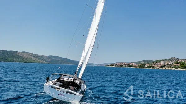 Hanse 460 - Yacht Charter Sailica