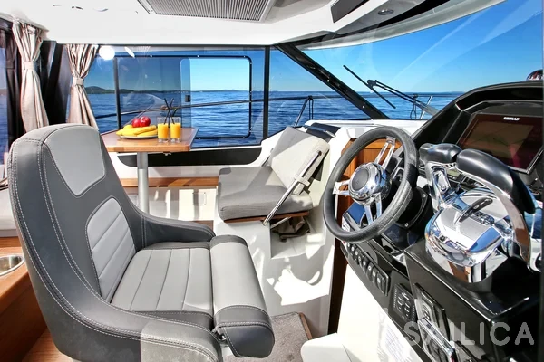 Merry Fisher 895 - Yacht Charter Sailica