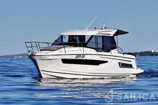 Merry Fisher 895 - Yacht Charter Sailica