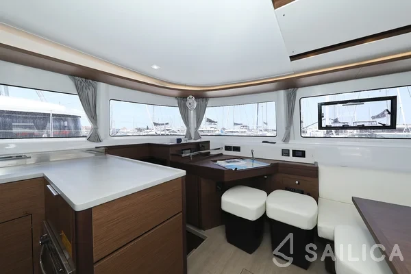 Lagoon 46  - Photo #76 Lagoon 46  - Yacht Charter Sailica