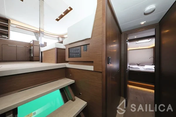 Lagoon 46  - Photo #72 Lagoon 46  - Yacht Charter Sailica