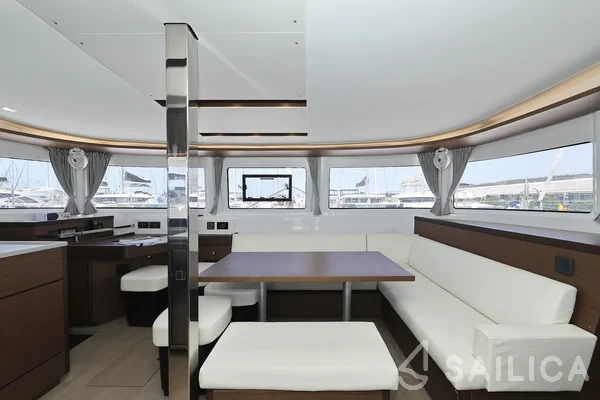 Lagoon 46  - Photo #75 Lagoon 46  - Yacht Charter Sailica