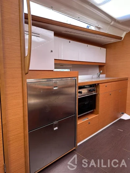 Dufour 390 Grand Large - Yacht Charter Sailica