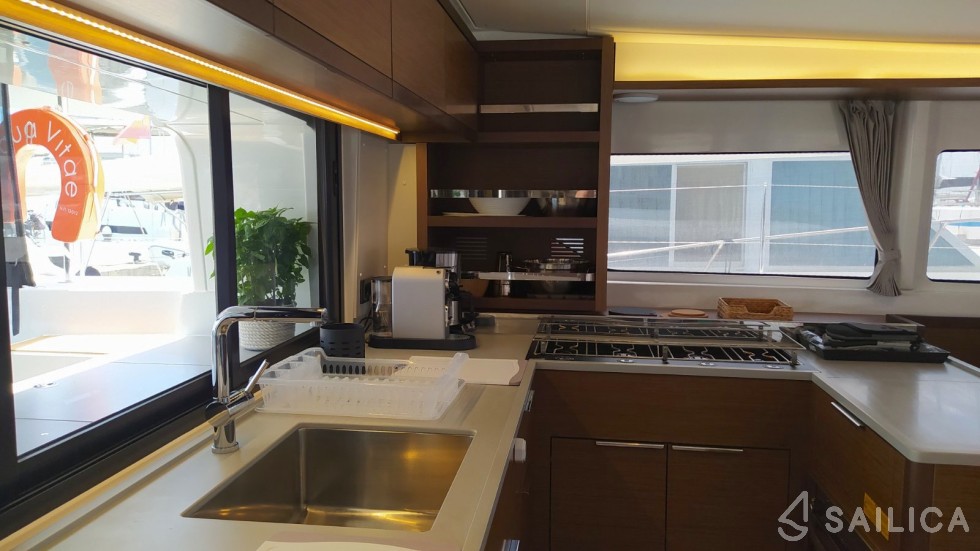Lagoon 46  - Yacht Charter Sailica