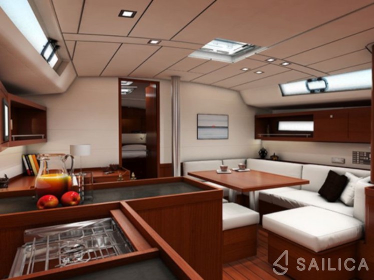 Oceanis 45 - Yacht Charter Sailica