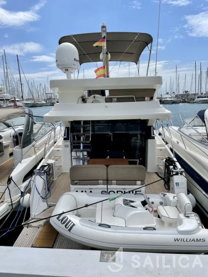 Bavaria Virtess 420 Fly - Yacht Charter Sailica
