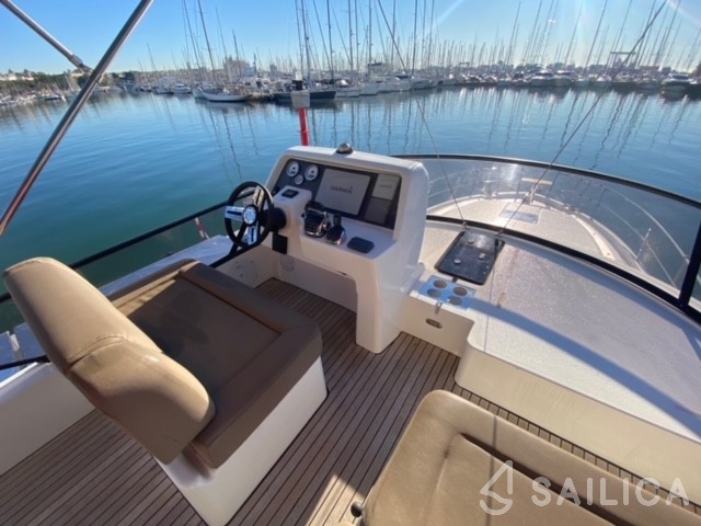 Bavaria Virtess 420 Fly - Yacht Charter Sailica
