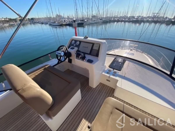 Bavaria Virtess 420 Fly - Yacht Charter Sailica