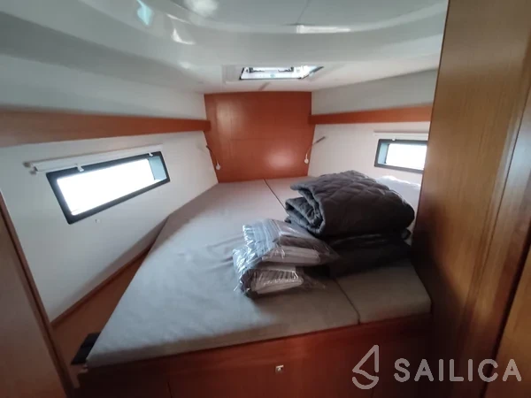 Bavaria C42 - Yacht Charter Sailica