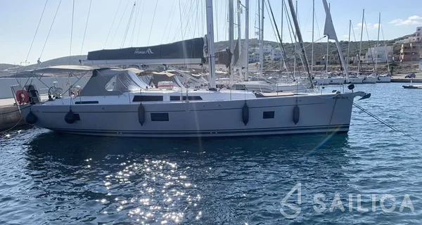 Hanse 508 - Yacht Charter Sailica