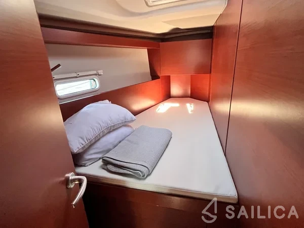 Hanse 458 - Yacht Charter Sailica