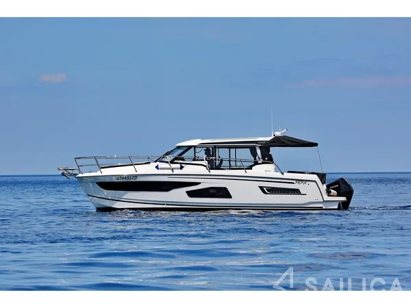 Merry Fisher 1095 - Yacht Charter Sailica
