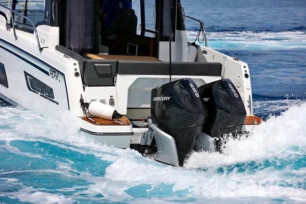 Merry Fisher 1095 - Yacht Charter Sailica