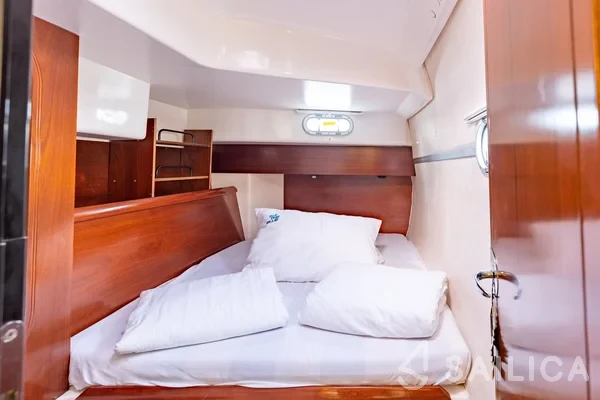 Lavezzi 40 - Yacht Charter Sailica