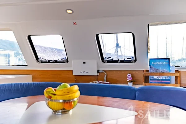 Lavezzi 40 - Yacht Charter Sailica