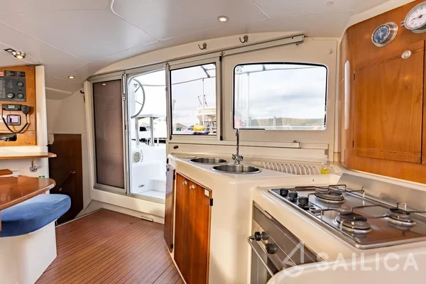 Lavezzi 40 - Yacht Charter Sailica