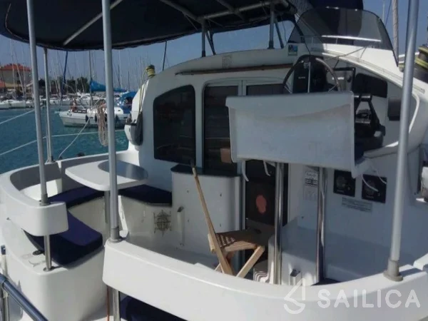 Lavezzi 40 - Yacht Charter Sailica
