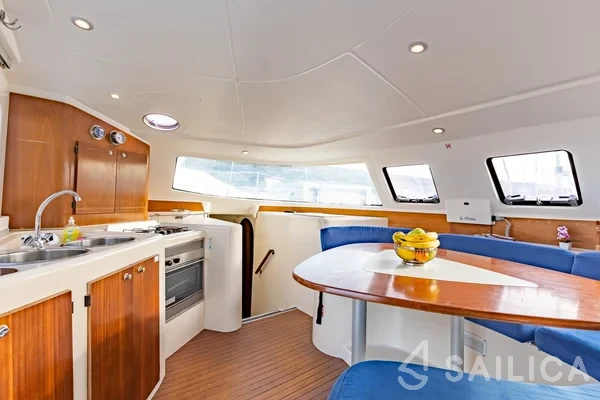 Lavezzi 40 - Yacht Charter Sailica