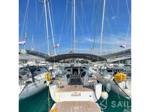 Elan 40 Impression - Yacht Charter Sailica