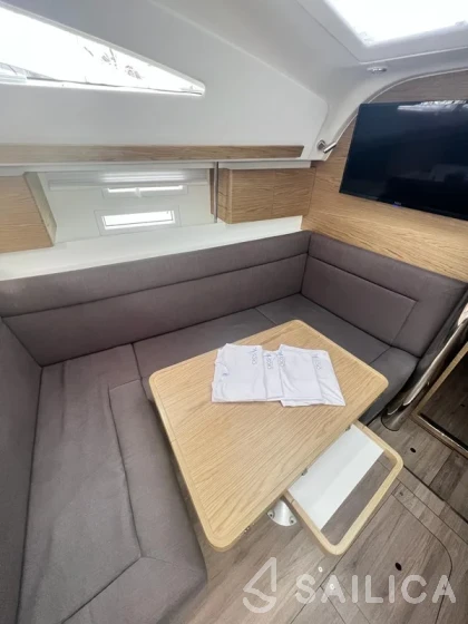 Elan 40 Impression - Yacht Charter Sailica