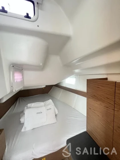 Elan 40 Impression - Yacht Charter Sailica