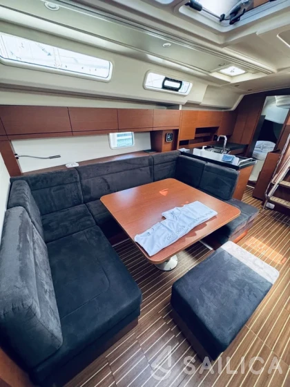 Hanse 458 - Yacht Charter Sailica