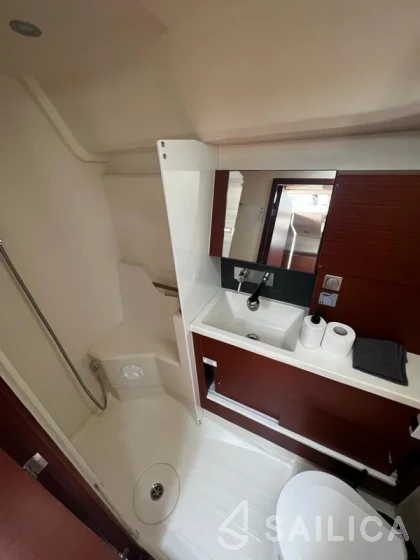 Hanse 458 - Yacht Charter Sailica