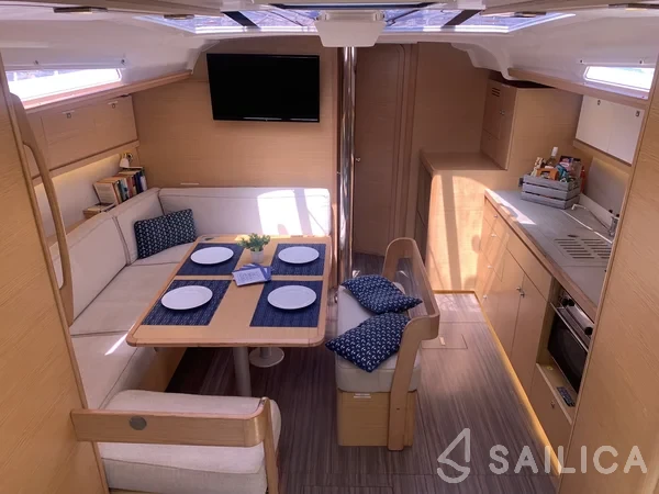 Dufour 430 - Yacht Charter Sailica