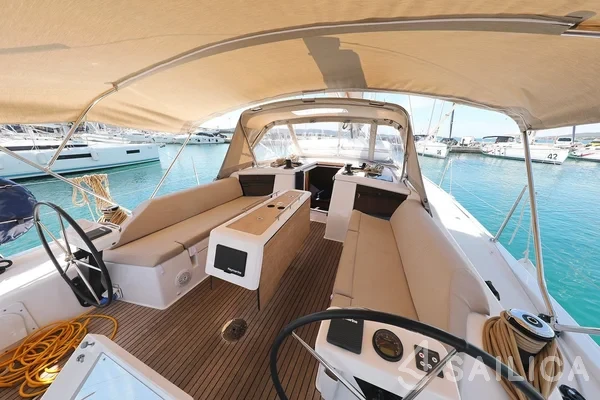 Dufour 430 - Yacht Charter Sailica